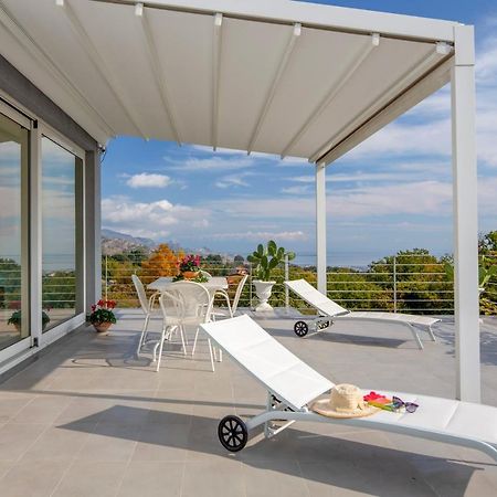 Design Villa in Piedimonte Etneo Eksteriør billede