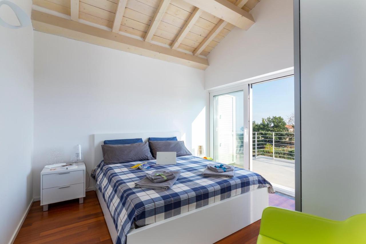Design Villa in Piedimonte Etneo Eksteriør billede