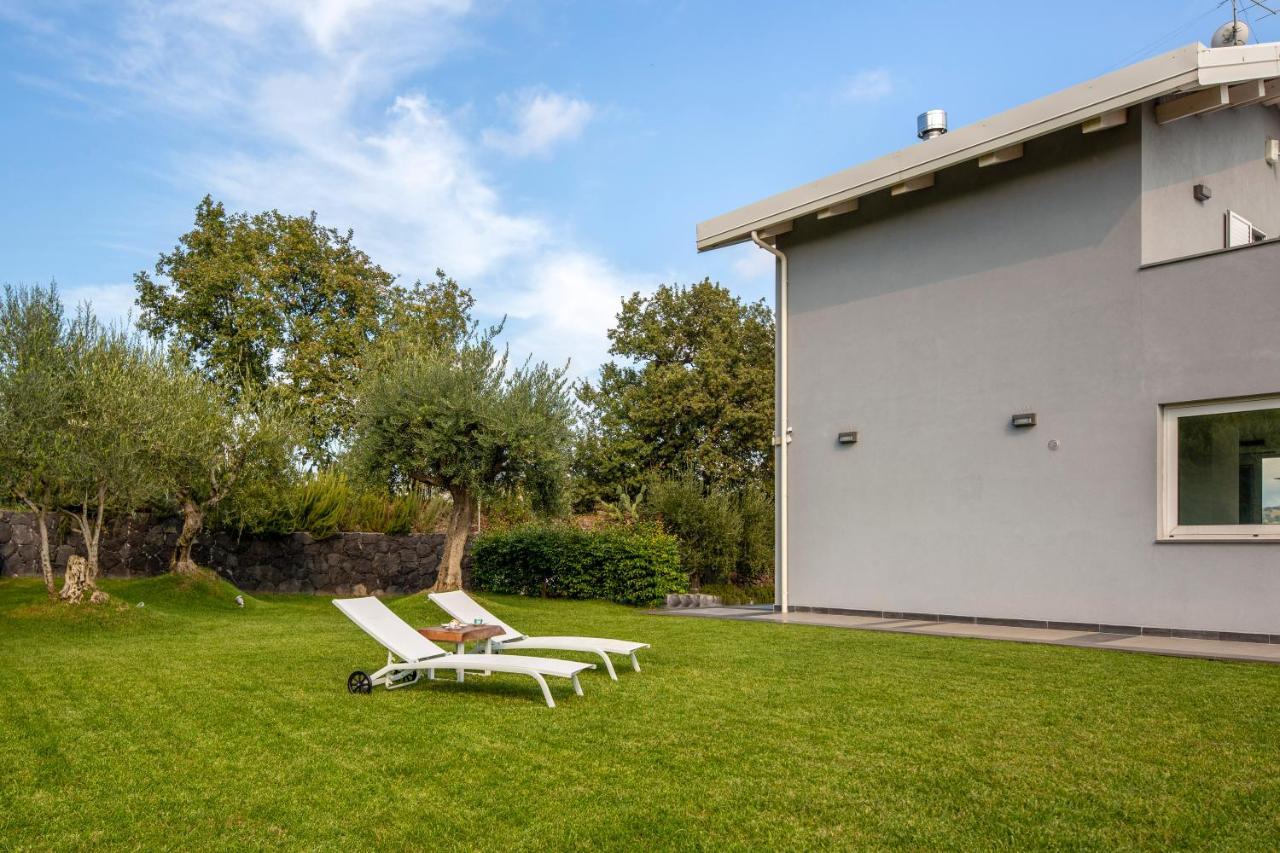 Design Villa in Piedimonte Etneo Eksteriør billede