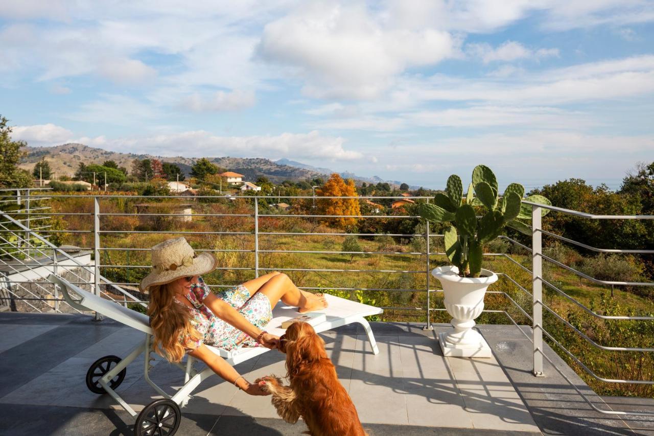 Design Villa in Piedimonte Etneo Eksteriør billede